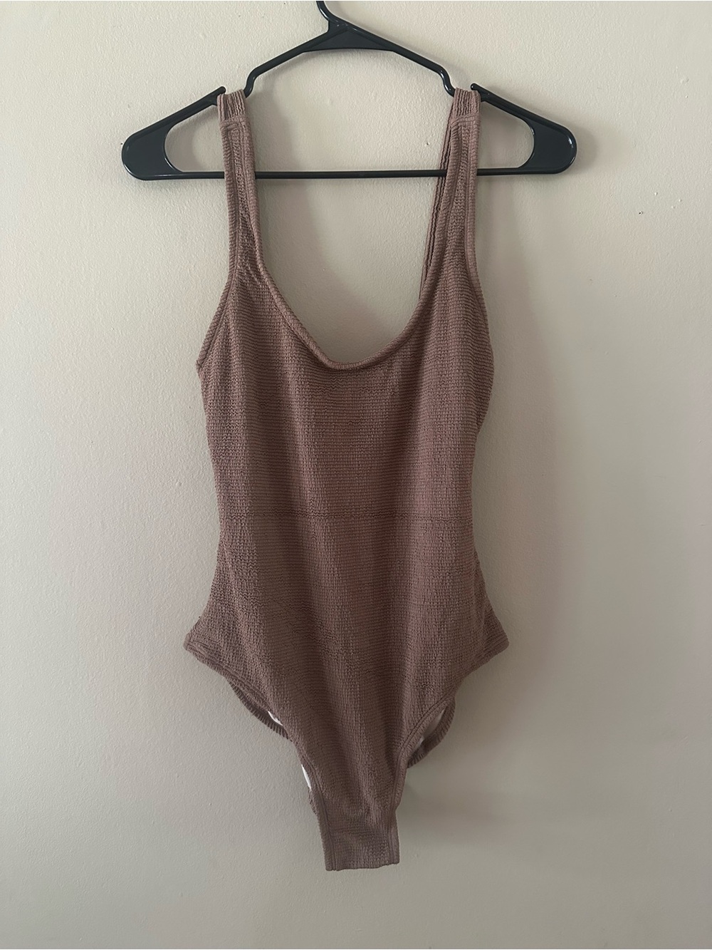Kona Sol Ribbed Scoop Neck One-Piece Swimsuit - Taupe, Sz M